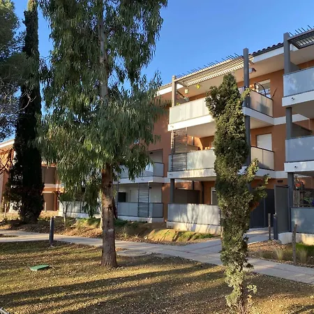 Apartment Bel T2 Avec Terrasse Privative Et Parking A - Fr-1-553-299